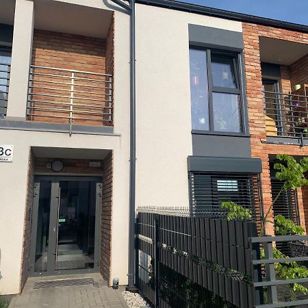 Klimatyzowany Apartament Z Miejscem Garazowym Гожов Велкополски Екстериор снимка