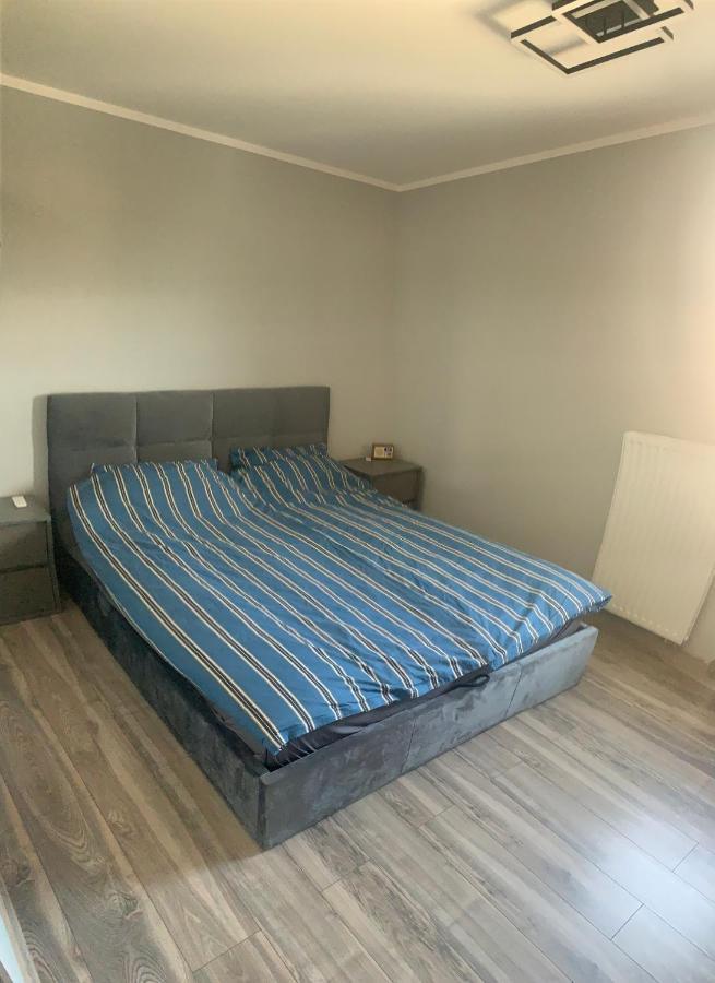 Klimatyzowany Apartament Z Miejscem Garazowym Гожов Велкополски Екстериор снимка