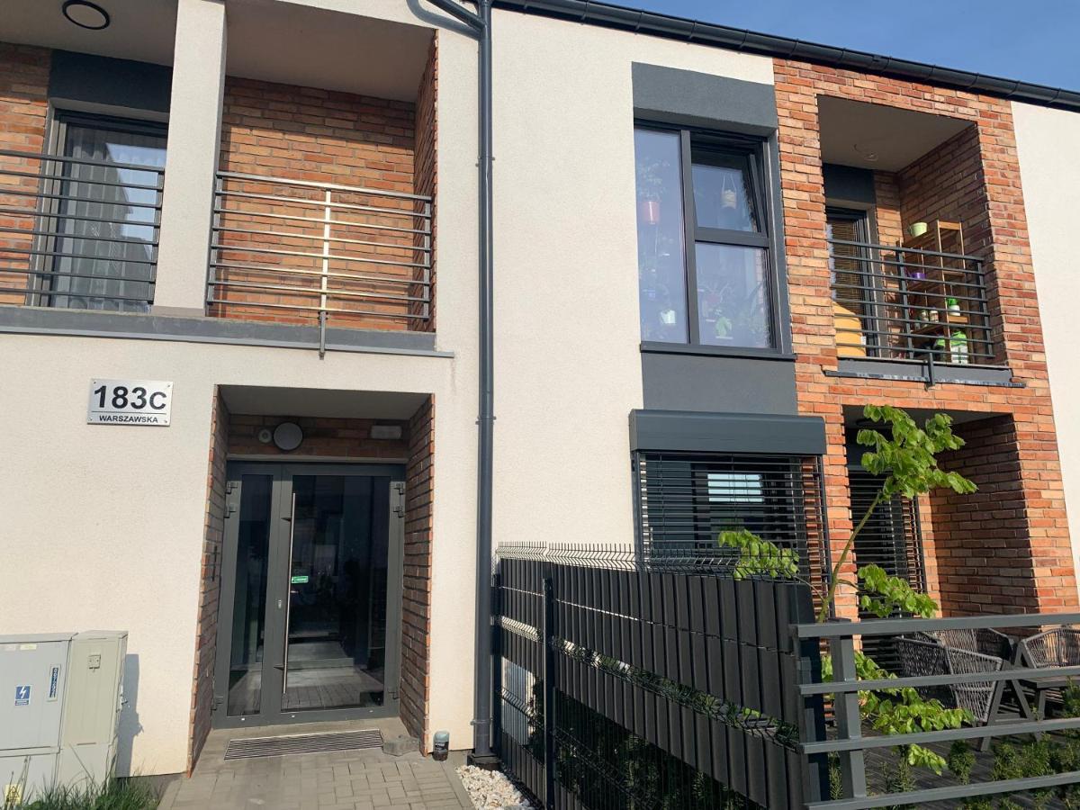 Klimatyzowany Apartament Z Miejscem Garazowym Гожов Велкополски Екстериор снимка