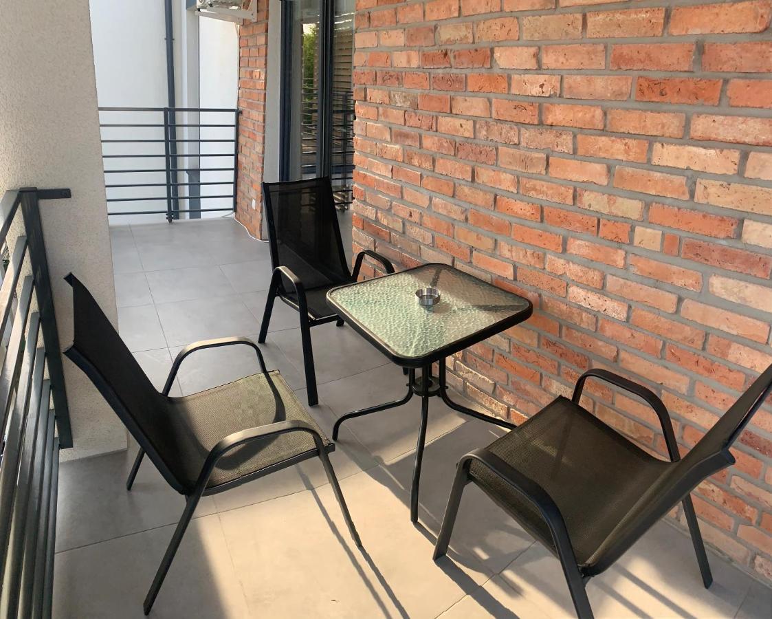 Klimatyzowany Apartament Z Miejscem Garazowym Гожов Велкополски Екстериор снимка